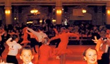 Mali dvoranski plesači