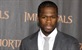 50 Cent obkrožen s plišastimi igračami čaka na operacijo