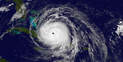 Super uragani: U srcu čudovišnih oluja