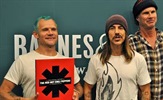 Preslušajte novi singl Red Hot Chili Peppersa