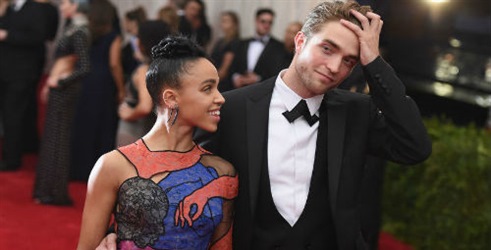 Robert Pattinson otkazao venčanje sa verenicom FKA Twigs?