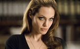 Angelina Jolie neprepoznatljiva u novom filmu