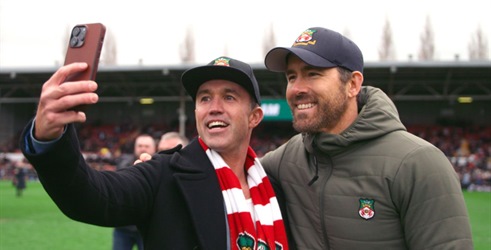 Ryan Reynolds i Rob McElhenney nastavljaju priču nogometnog kluba Wrexham
