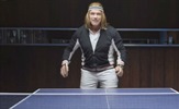 VIDEO: Schwarzenegger spreman za okršaj u stolnom tenisu