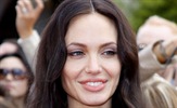 Angelina Jolie dobila ponudu da glumi Kleopatru