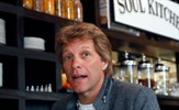Pjevač Jon Bon Jovi otvorio restoran "plati koliko možeš"