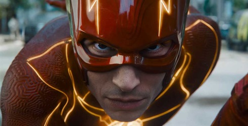 Finalna najava i posteri za The Flash najavljuju DC Multiverse