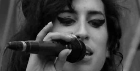 Otac Amy Winehouse ne priznaje osvojeni Oscar